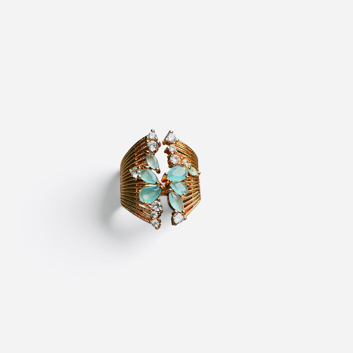 Serene ring