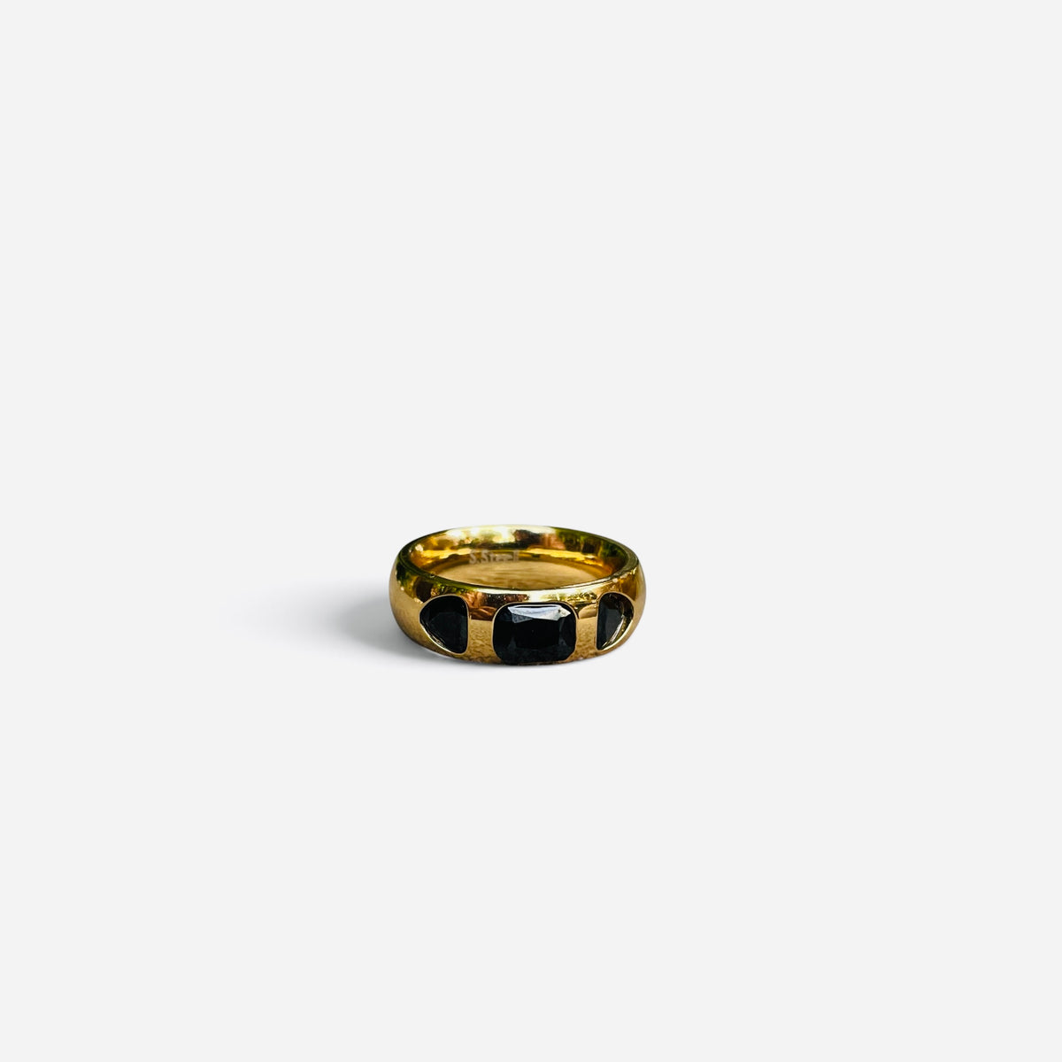 Obsession ring