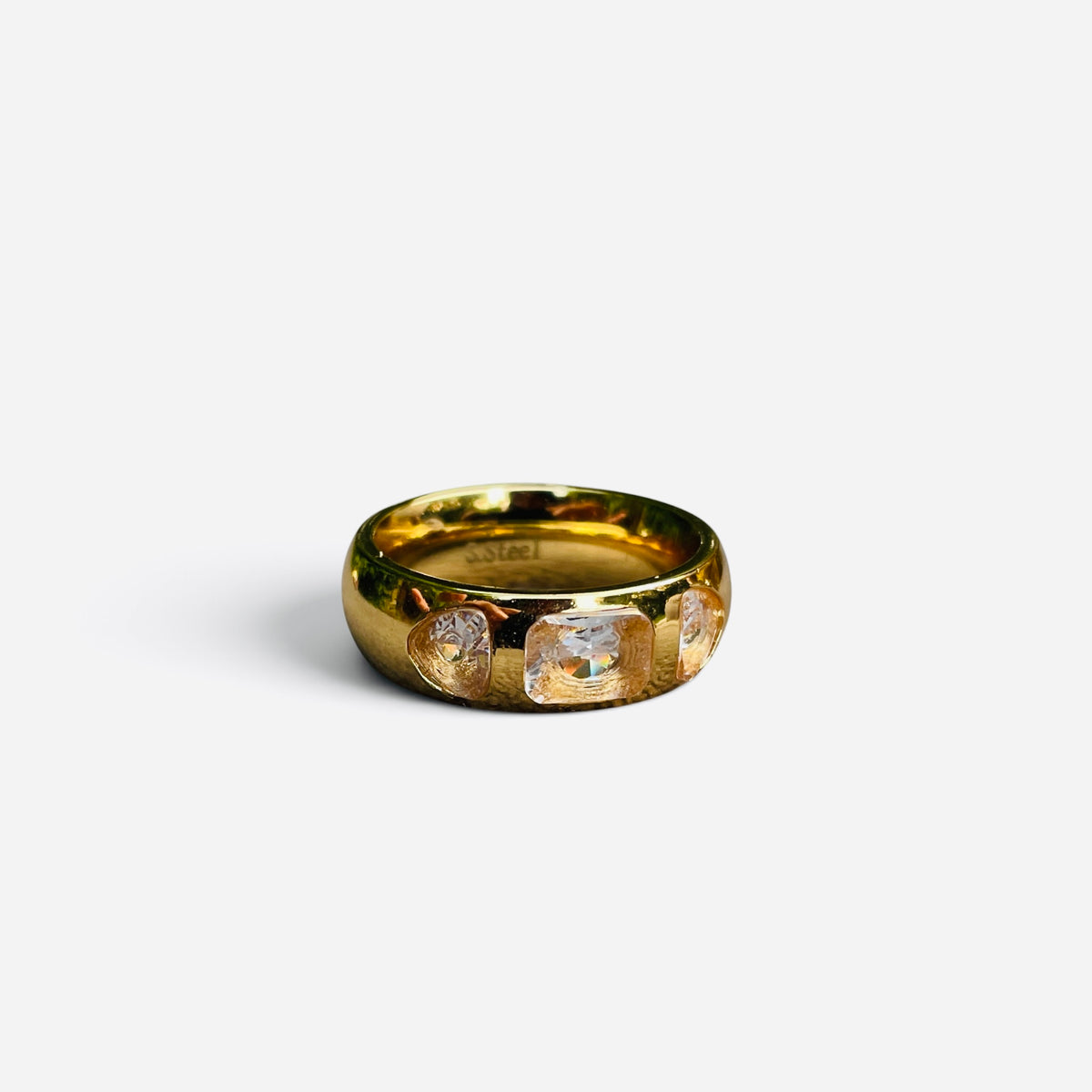 Luna spark ring