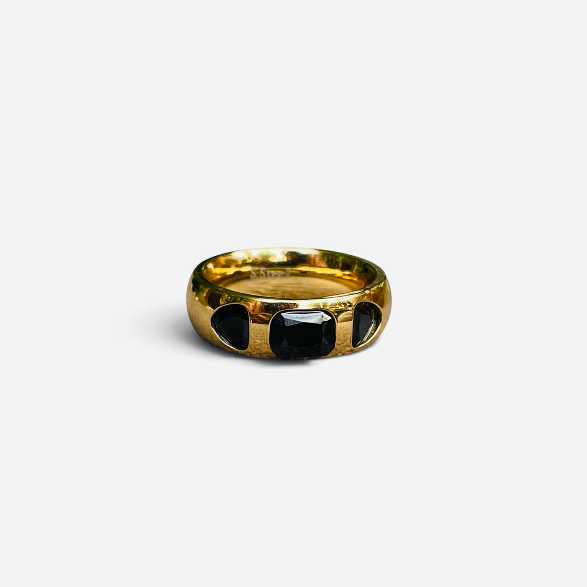 Obsession ring